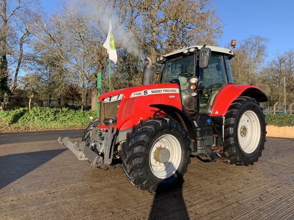 Afbeelding van MASSEY FERGUSON 7720S DVT EXCLUSIVE