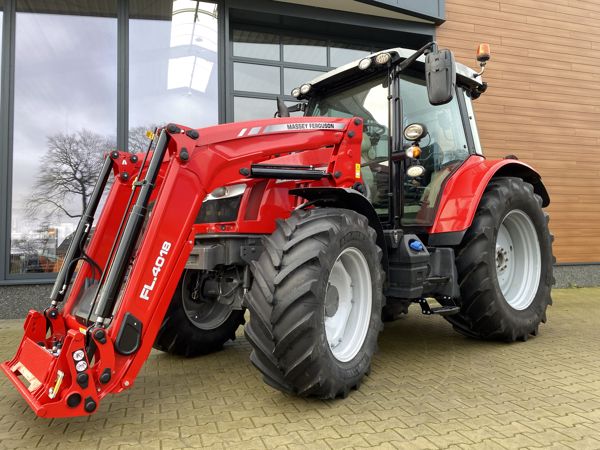 Afbeelding van MASSEY FERGUSON 5713S DYNA-4 EFFICIËNT